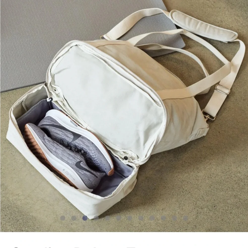Lo&Sons Catalina Tote - Dove Grey - Picture 3 of 12